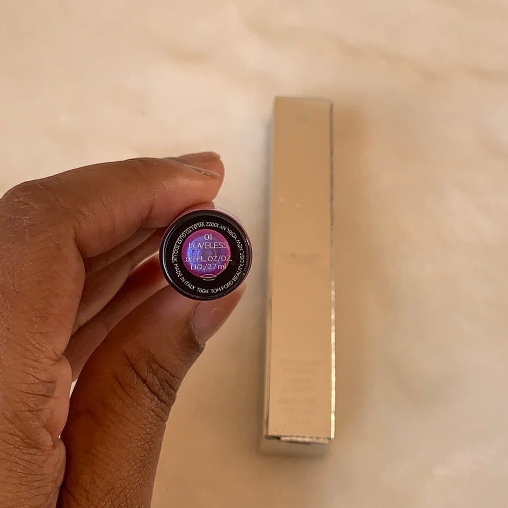 Lip lacquer - Picture 2 of 7